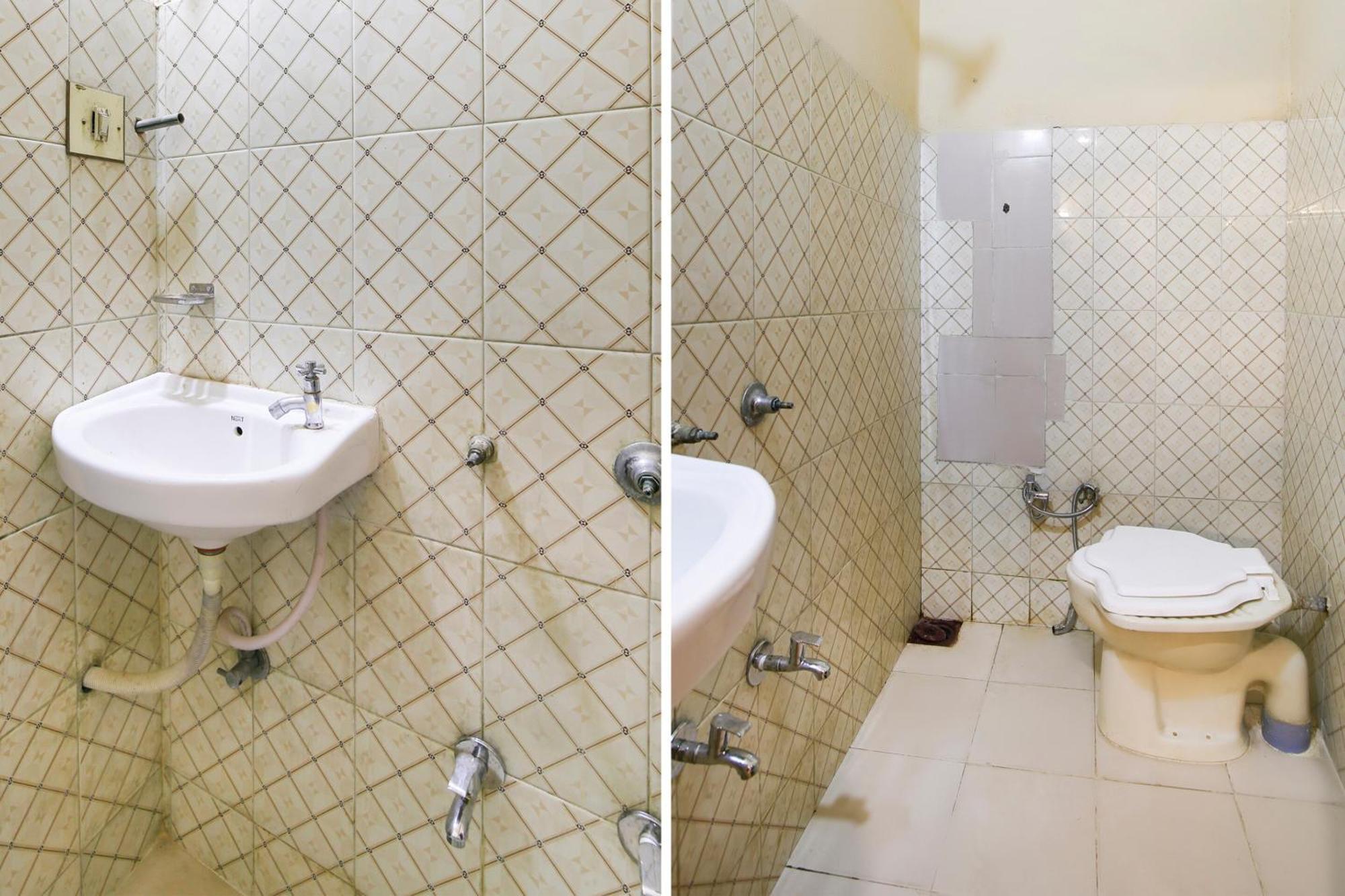 Hotel O Super Guest House Ahmedabad Exterior photo