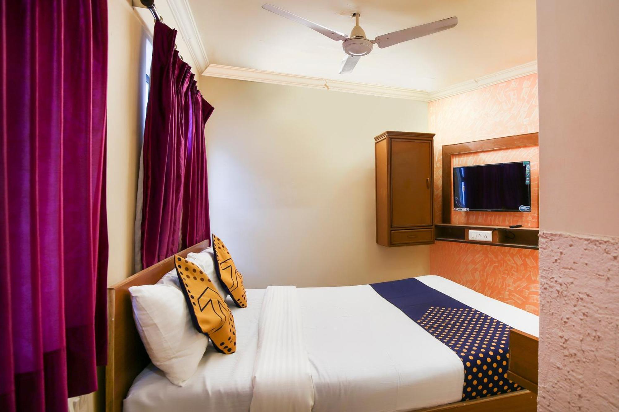Hotel O Super Guest House Ahmedabad Exterior photo