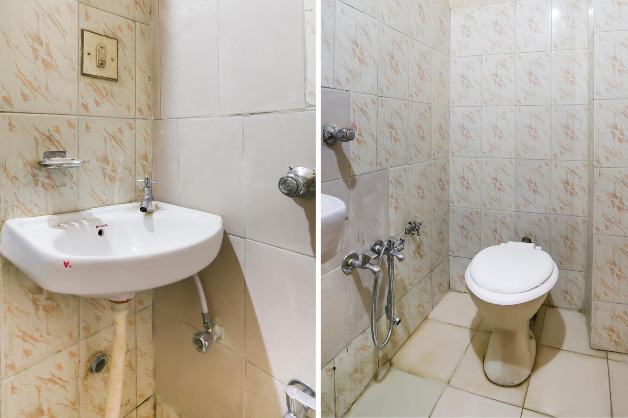 Hotel O Super Guest House Ahmedabad Exterior photo