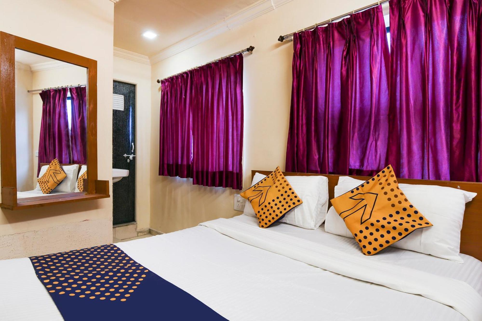 Hotel O Super Guest House Ahmedabad Exterior photo